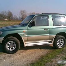 Mitsubishi Pajero Van 3000 V6 24V