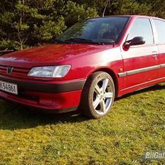 Peugeot 306 solgt : (