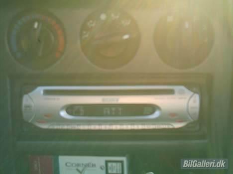 Ford Mondeo 1,8i CLX *SOLGT* billede 4