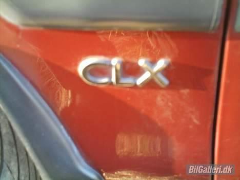 Ford Mondeo 1,8i CLX *SOLGT* - Kun lige kommet med fordi man virkelig kan se polering hjælper billede 6