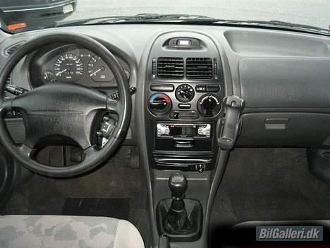 Mitsubishi Carisma Solgt billede 7