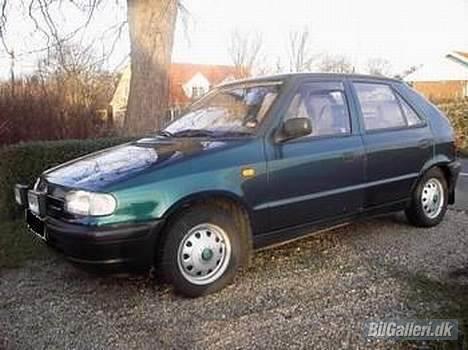 Skoda Felicia SOLGT - I skoven billede 9