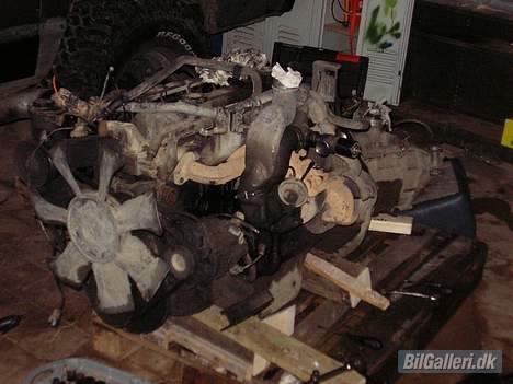 Nissan patrol (solgt) - så har vi den nye motor... billede 8