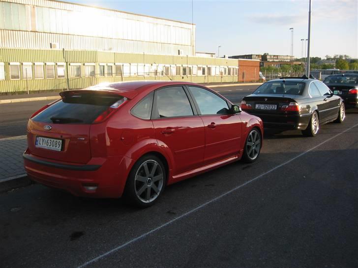 Ford Focus TDCi Titanium - Efter sænkning - på vej til track day på Rudskogen billede 5