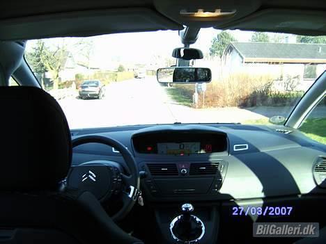Citroën Grand C4 Picasso 1.8 VTR+ billede 12