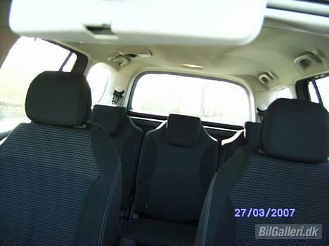 Citroën Grand C4 Picasso 1.8 VTR+ billede 14