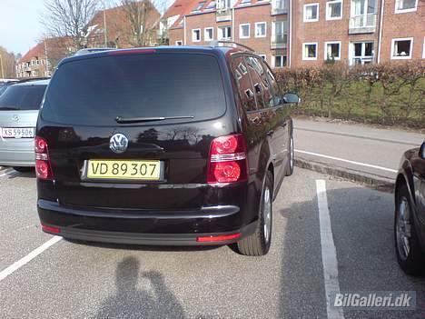 VW touran 2,0 tdi solgt billede 2