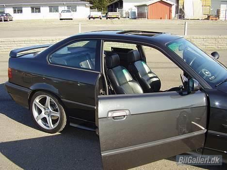 BMW E36 318is coupe-SOLGT billede 14