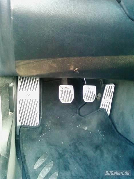 BMW 320i coupé billede 14