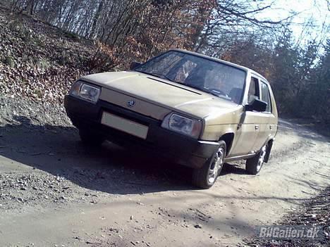 Skoda Favorit (skuzzie) *DØD*!! - Oldschool hardcore mandevogn billede 1