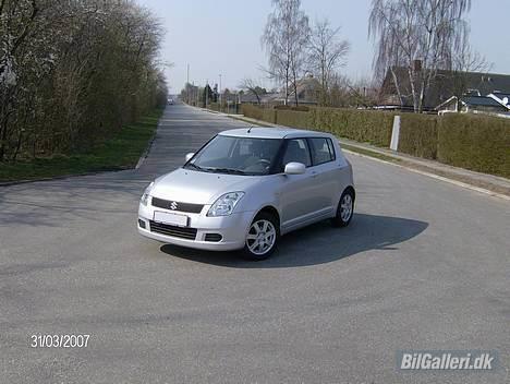 Suzuki Swift *Solgt* billede 1