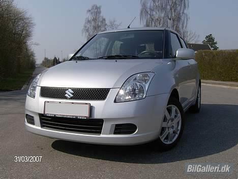 Suzuki Swift *Solgt* billede 3