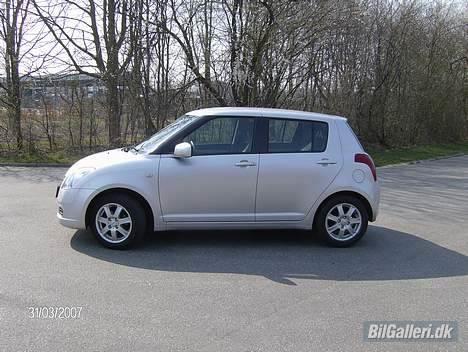 Suzuki Swift *Solgt* billede 5