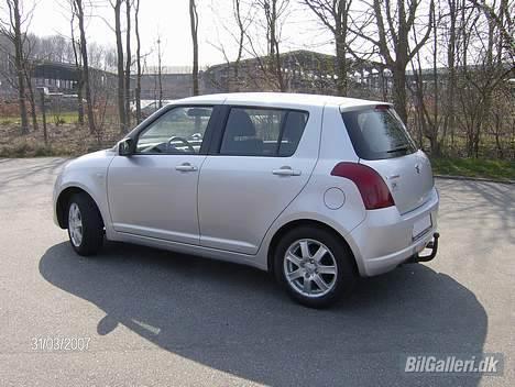 Suzuki Swift *Solgt* billede 6