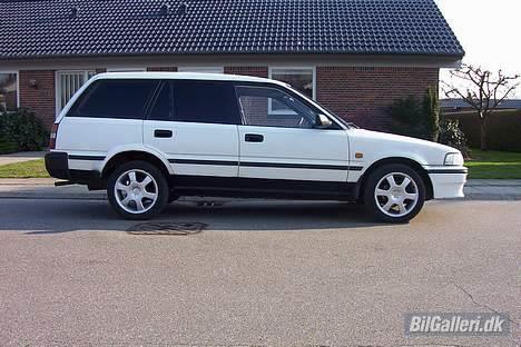 Toyota Corolla Van **SOLGT** billede 2