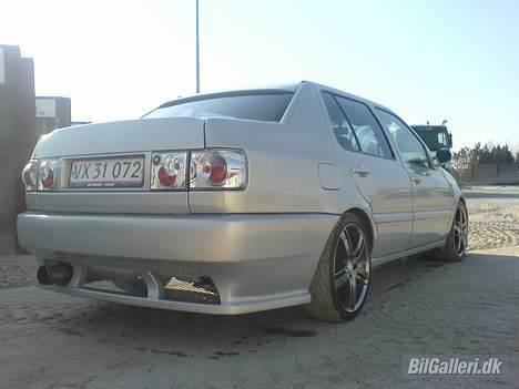 VW vento tdi .solgt. billede 6