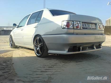 VW vento tdi .solgt. billede 9