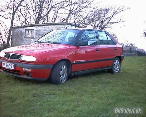 Lancia Delta HF billede 2