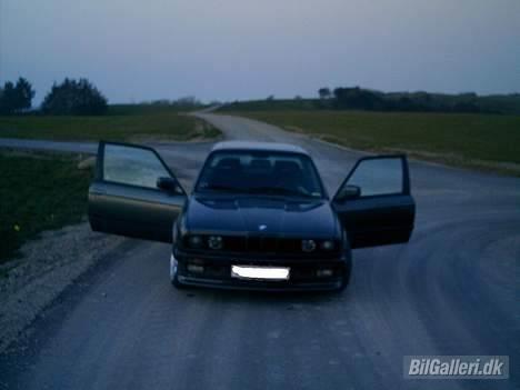 BMW E30 # Solgt billede 9