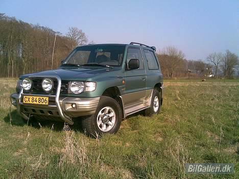 Mitsubishi Pajero Van 3000 V6 24V billede 1