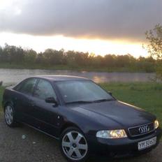 Audi A4 på SU (Solgt)