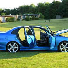 Opel VECTRA B Totaltskadet