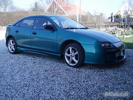 Mazda 323F 1995   Solgt - Mazda´en billede 1