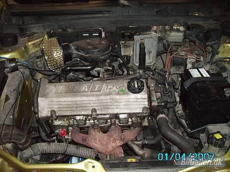 Fiat Bravo 1.4 SX "Byttet" - 1,4 12 ventiler. Ikke det helt vilde, men rigeligt til mig indtil videre.. billede 11