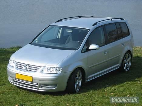 VW Touran 2,0 TDI [ SOLGT ] billede 1