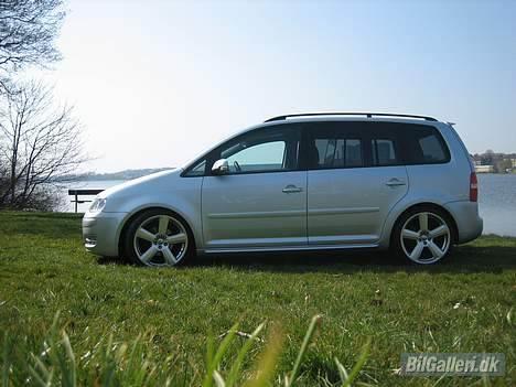VW Touran 2,0 TDI [ SOLGT ] billede 3