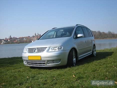 VW Touran 2,0 TDI [ SOLGT ] billede 11