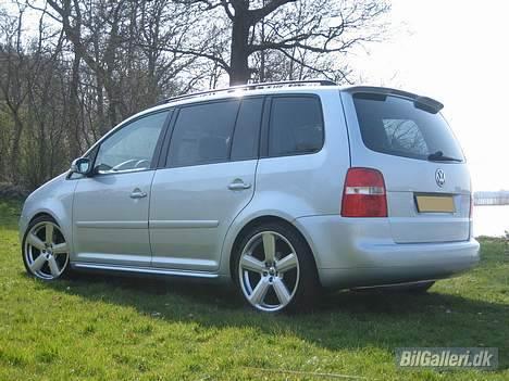VW Touran 2,0 TDI [ SOLGT ] billede 12