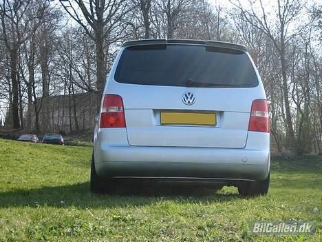 VW Touran 2,0 TDI [ SOLGT ] billede 13
