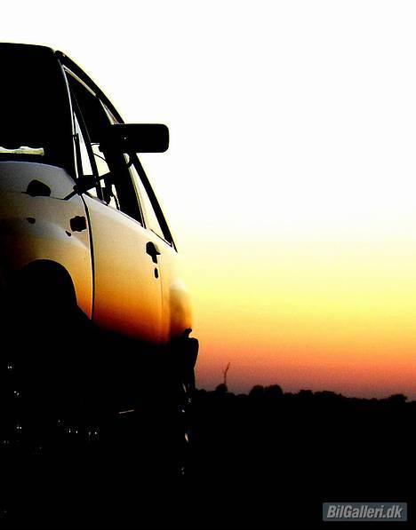 Opel Corsa A - "Humlebien" - Arh. Er der noget bedre end sommer. :) billede 17