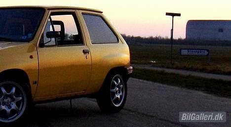 Opel Corsa A - "Humlebien" - Lille stemningsbillede ude fra Tech21, med de nye fælge og F1 spejlene billede 18