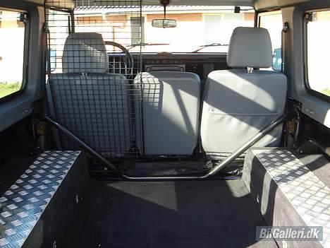 Land Rover Defender 90 S "Solgt" - Ombygget hos DK´s Land Rover importør billede 10