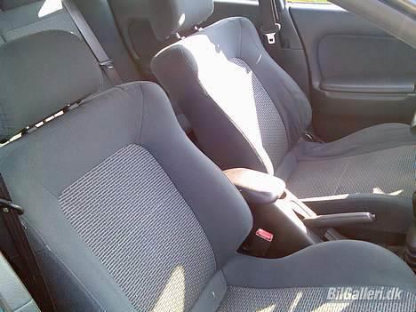 Mazda 323 F billede 7