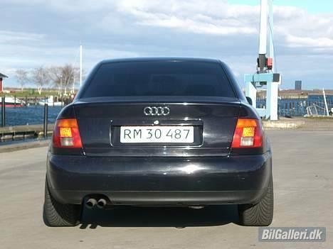 Audi A4 1.8T SOLGT billede 3