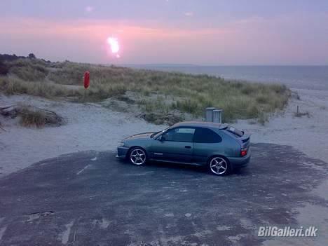 Toyota Corolla 1,6 GSI Solgt:o( billede 9