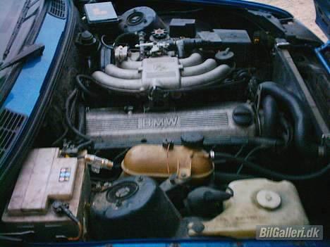 BMW 320/325 solgt billede 9