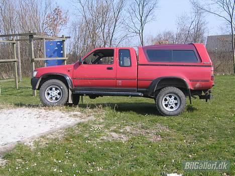 Toyota Hilux TIL SALG billede 2