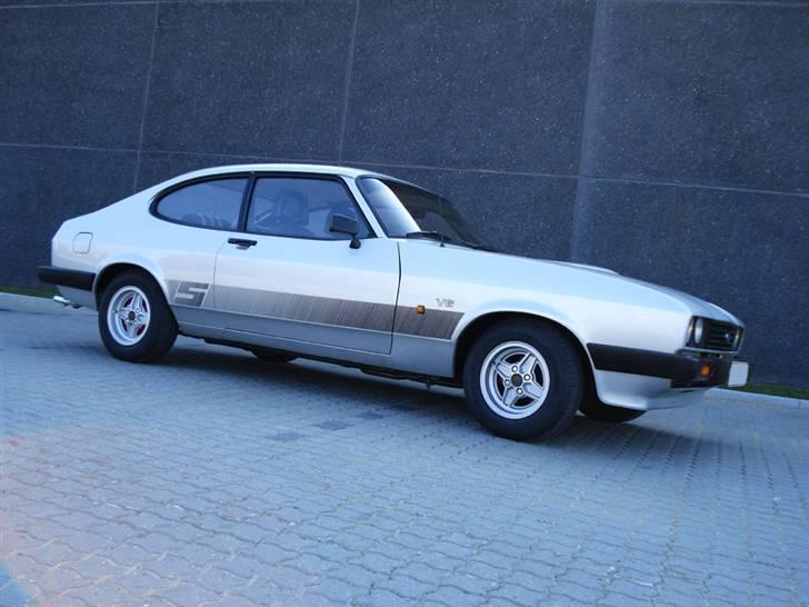 Ford Capri 2.3 S V6 - SOLGT billede 3