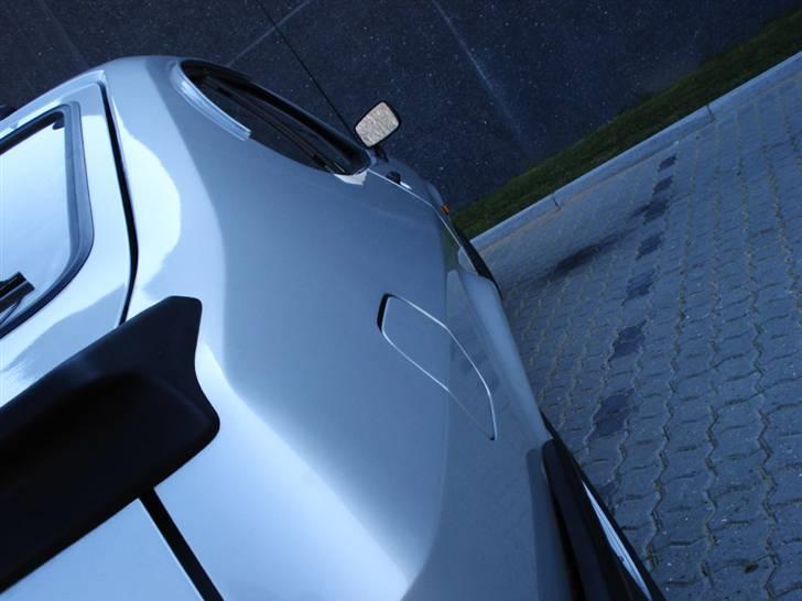 Ford Capri 2.3 S V6 - SOLGT billede 9