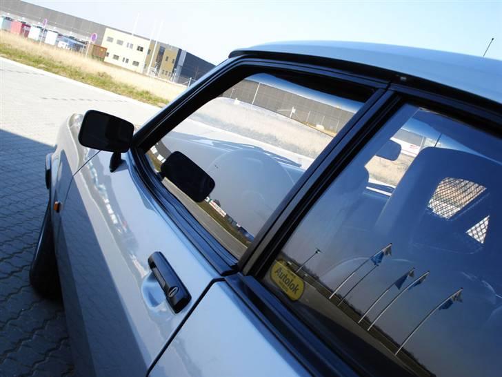 Ford Capri 2.3 S V6 - SOLGT billede 12