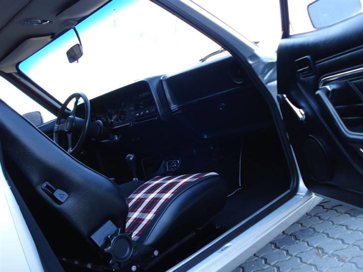 Ford Capri 2.3 S V6 - SOLGT - Kabine billede 13