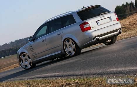 Audi A4 1.9TDI Quattro S-Line billede 4