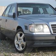 Mercedes Benz w124 300D Solgt