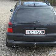 Opel Vectra B,total skadet