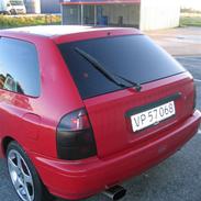 Mazda 323 LX "Solgt"