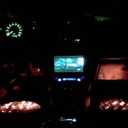 Mazda 323 LX "Solgt"